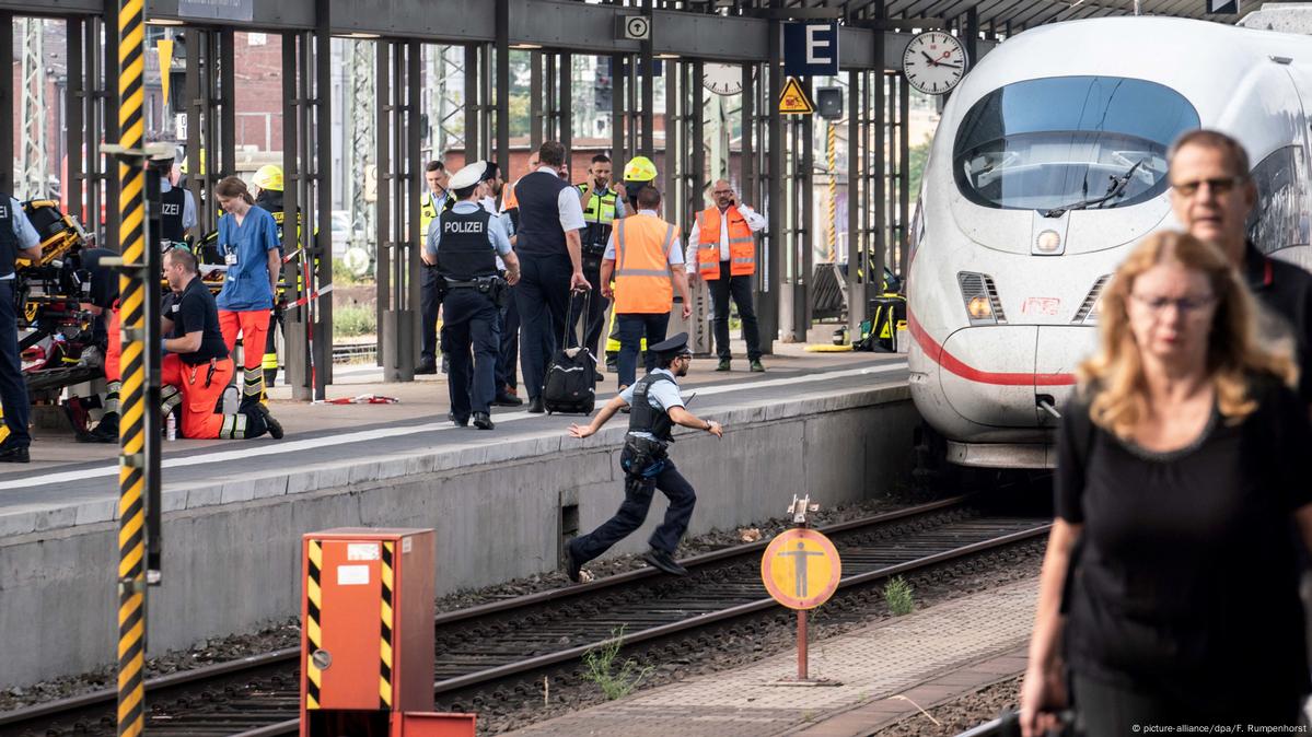Tragic Incident in Germany: Migrant Allegedly Pushes Ukrainian Teen Under Train