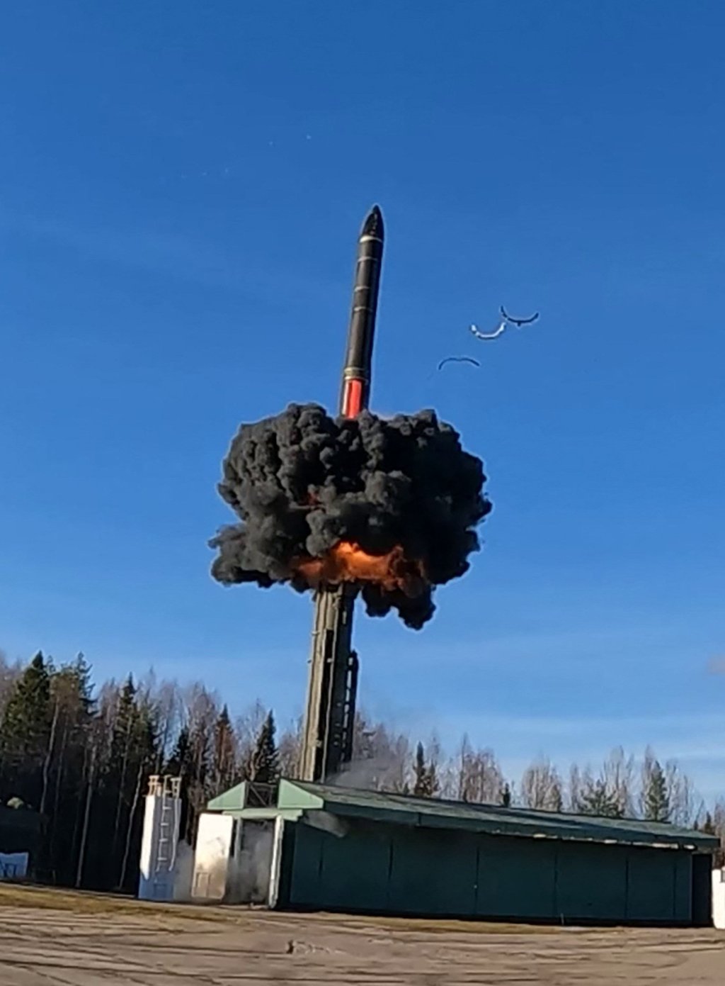 Russia Tests New Nuclear Missile, Claims It Can Evade Defenses