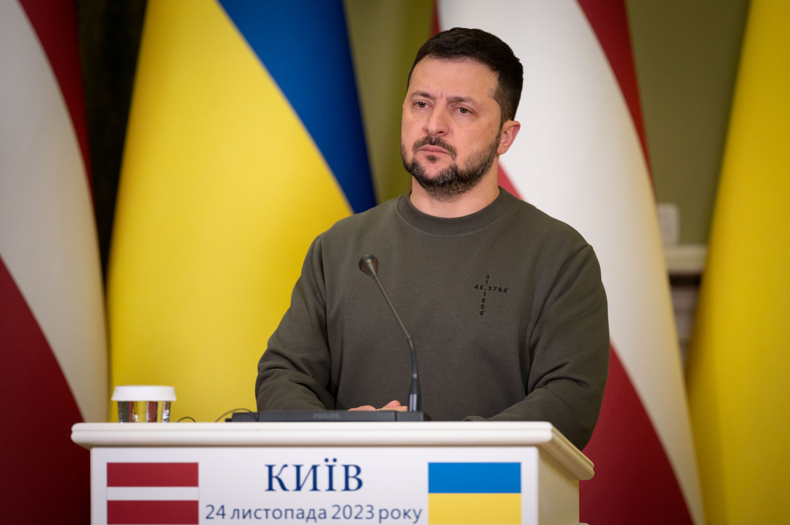 Ukrainian President Admits Illegal Ammunition Storage Near Homes in Deadly Strike
