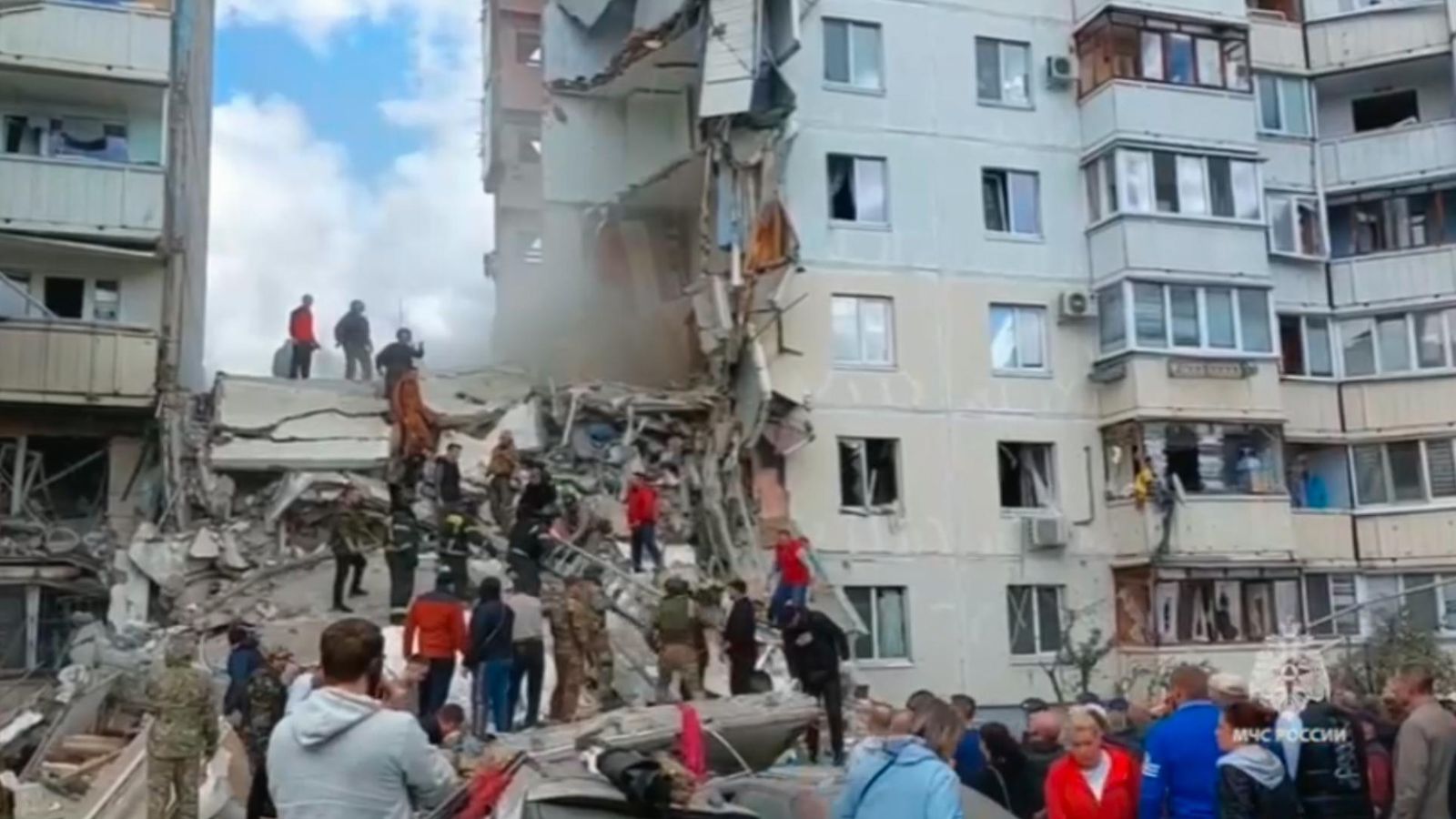 Ukrainian Military Strikes on Belgorod Leave One Dead, Ten Wounded