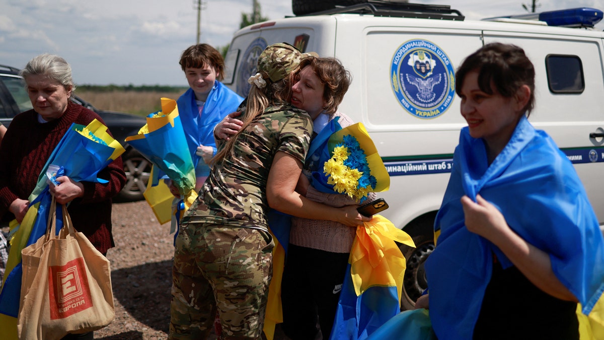 Russia-Ukraine Swap 270 Prisoners in Latest Humanitarian Exchange